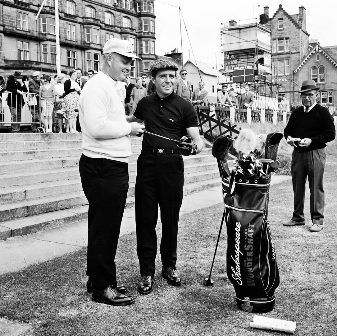 Jack Nicklaus and Gary Player prepare to tee off, 1964